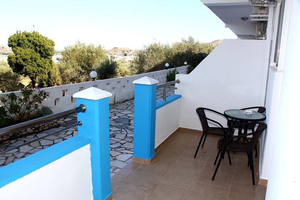 Karavos Hotel Apartments Archangelos  Kamer foto